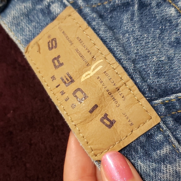 Vintage Plus Size Lee Riders Cut-Off Distressed Raw Hem Denim "Mom" Jean Shorts - Picture 9 of 10